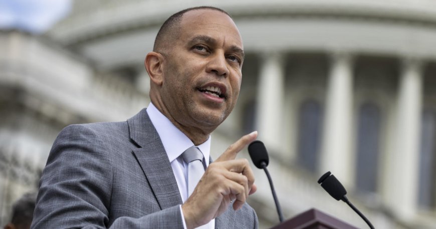 Jeffries to bring Democrats' concerns to Biden about his campaign