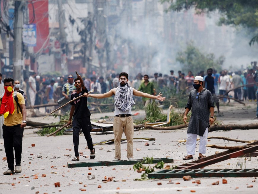 Bangladesh imposes curfew, deploys army as job quota protests continue