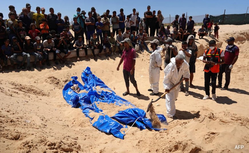 Bodies of 80 Palestinians Handed Over by Israel, Buried in Mass Grave