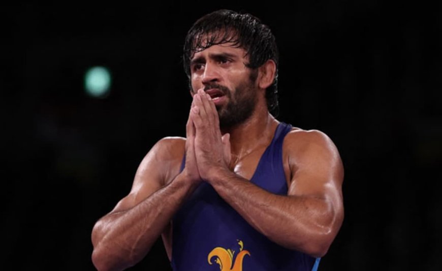 "<i>Haraya Gaya Hai</i>": Bajrang Punia's Bold Claim As Vinesh Phogat Quits Wrestling