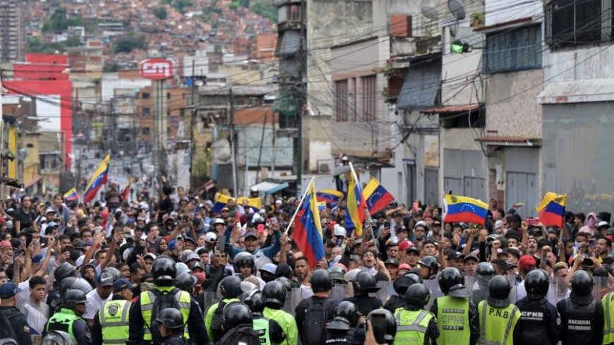 Venezuelan judge orders the arrest of former opposition candidate Edmundo González