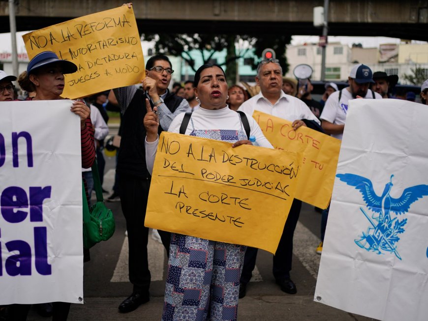 Mexico’s legislature moves ahead with judicial reforms despite protests