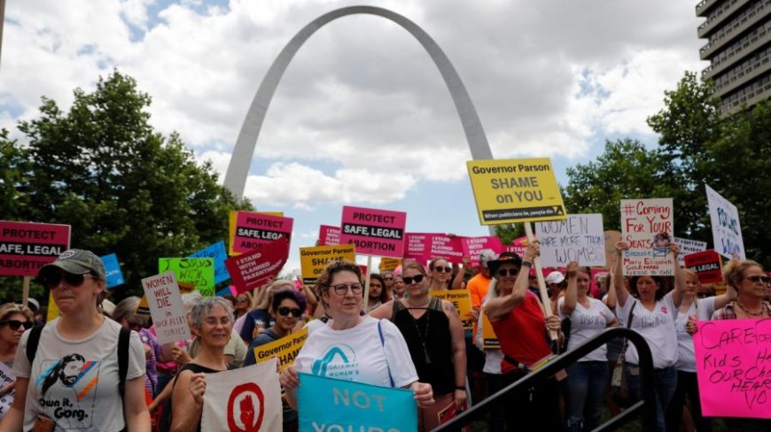 Missouri abortion measure invalid, judge rules