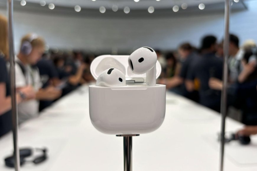 蘋果 AirPods 4 動耳聽：半開放耳機也有好降噪效果