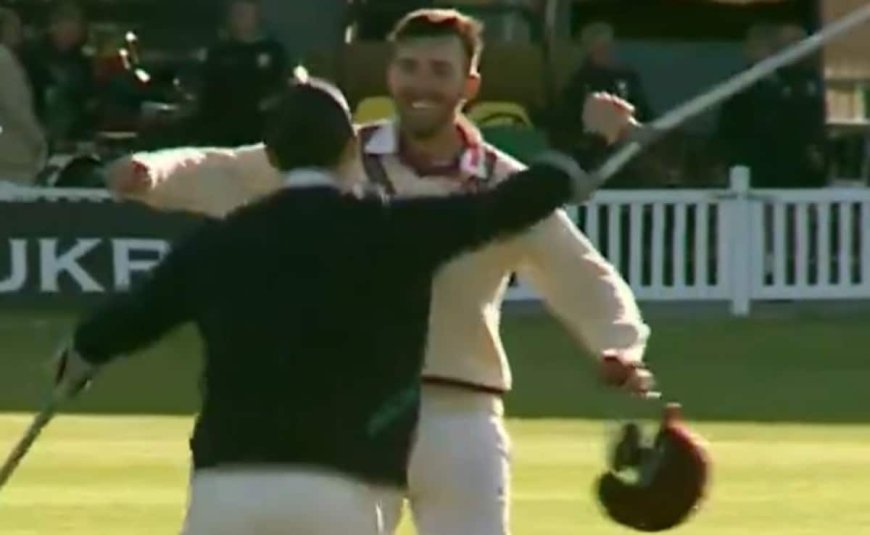 Ex-KKR Star Celebrates On Crutches After Somerset's Dramatic County Win vs Surrey