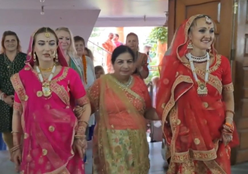 Watch: Two Russian Couples Get Married As Per Hindu Rituals In Haridwar