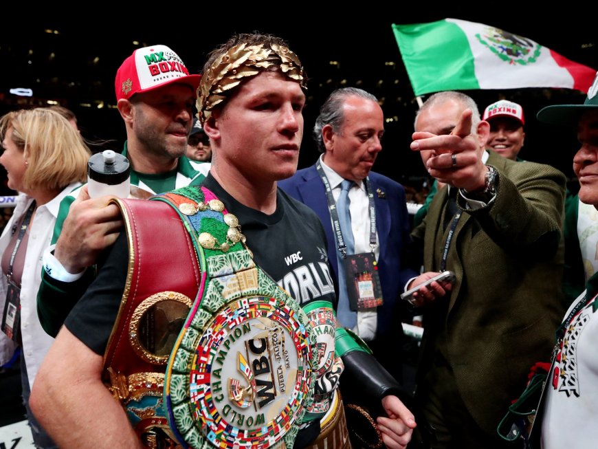 ‘Canelo’ Alvarez pummels Berlanga to retain super middleweight boxing belts