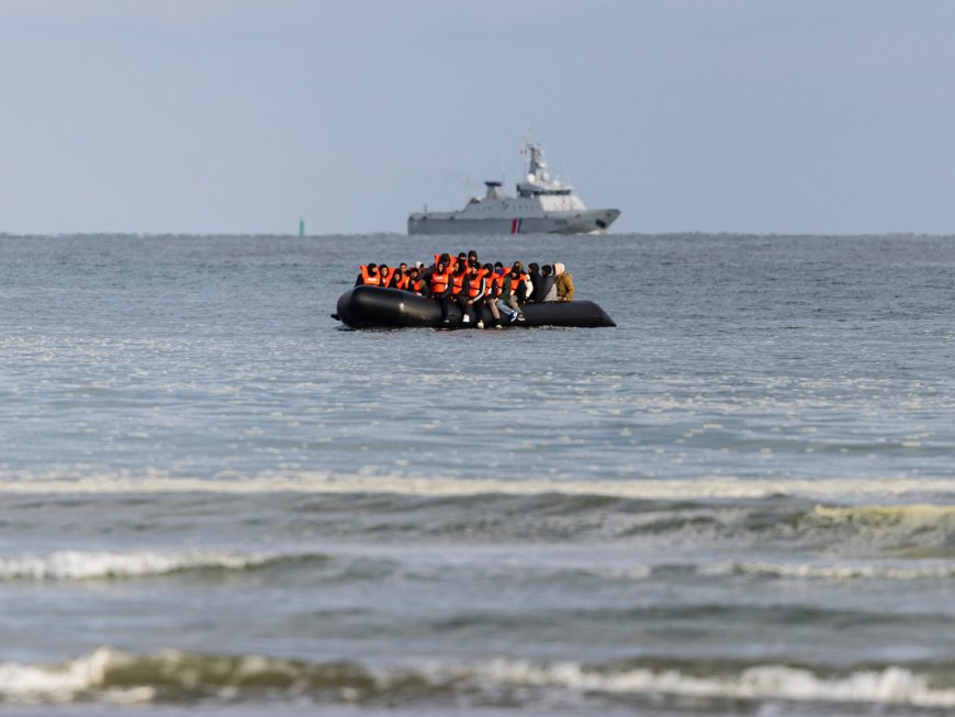 Eight dead after attempting to cross English Channel from France to the UK