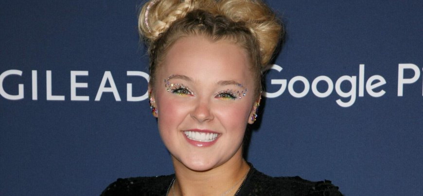 JoJo Siwa Sparks Controversy Over Her Bedazzled 'Bulge' In New Magazine Cover