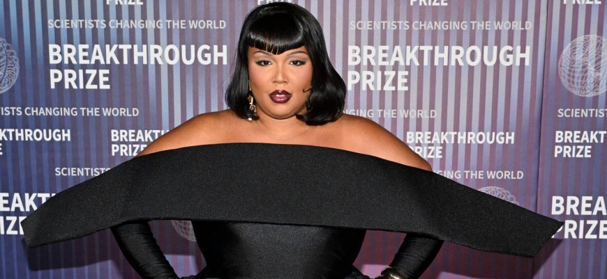 Lizzo Reveals She Feels 'Really Bad' For Overeating Amid Her Weight Loss Journey